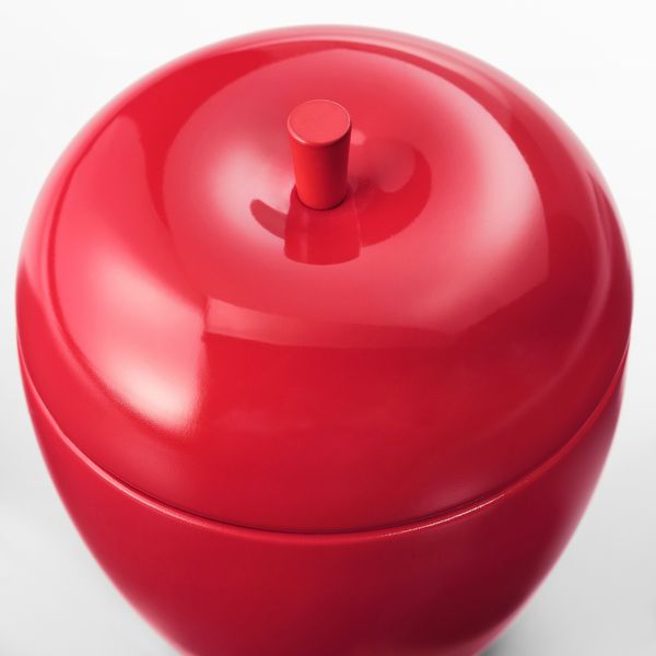 IKEA VINTERFINT Ароматическая свеча в металлическом контейнере, в форме яблока/Зимние яблока красного цвета, время горения 24 часа 90551865 фото
