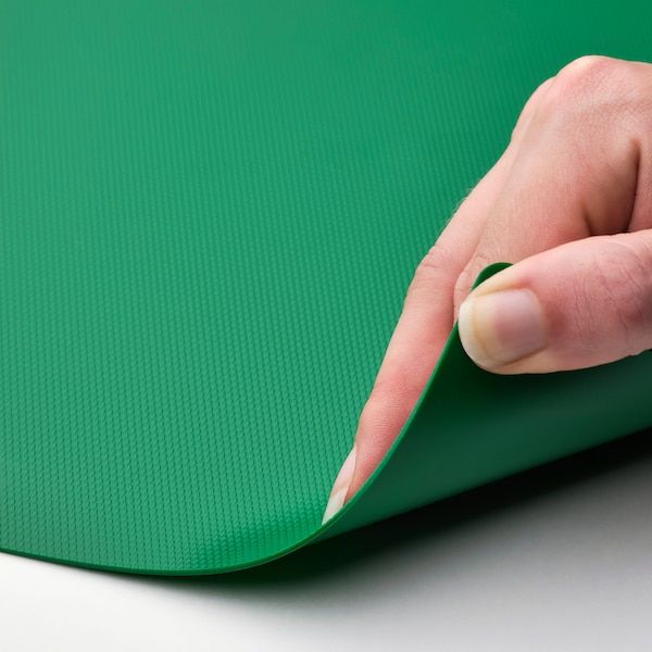 IKEA FINFORDELA Просто передайте дані: дошка для нарізання, гнучка, зелена/яскраво-зелена, 28x36 см. 40559680 фото