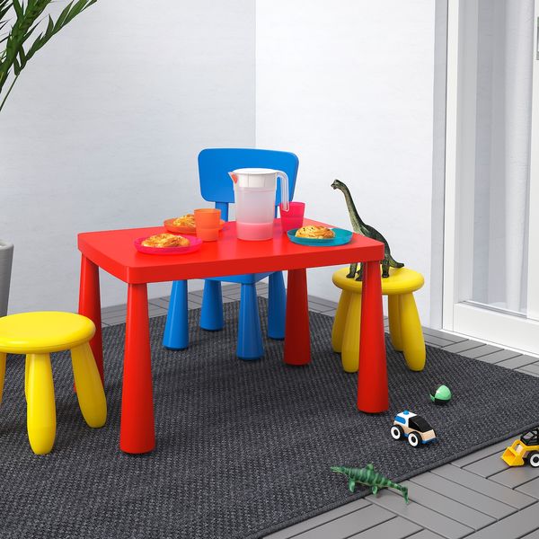 IKEA MAMMUT Дитячий столик для внутрішнього/зовнішнього використання червоний, розмір 77x55 см 60365167 фото